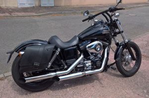 Sacoche Myleatherbikes Harley Dyna Street Bob_130